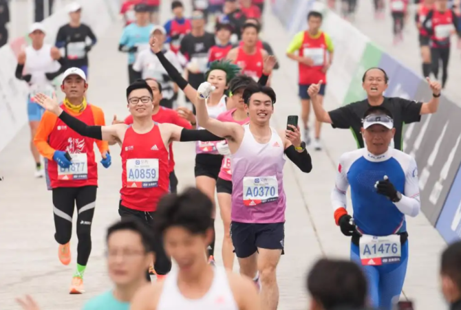 新知达人, 为什么人到中年就爱上“跑步”?