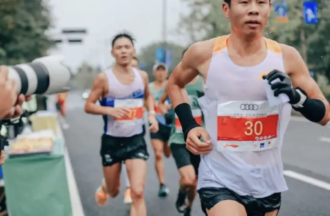 新知达人, 为什么人到中年就爱上“跑步”?