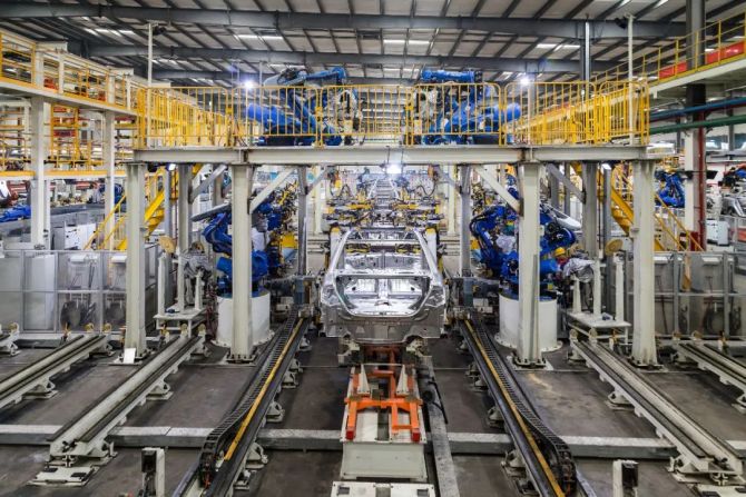 新知达人, 2022年赚翻后，比亚迪能不能做好“平衡术”？