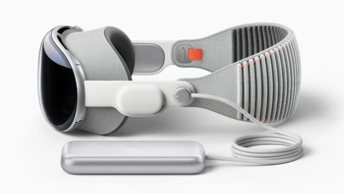 新知达人, 苹果Vision Pro：一款妥协的产品，承载不了太多期待