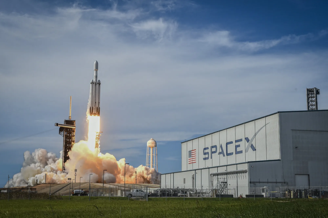 SpaceX上市倒计时：马斯克最后的宏大叙事(图1)