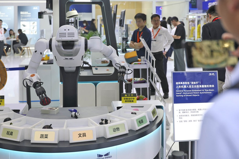 11-工博会梅卡曼德-新华社.jpg