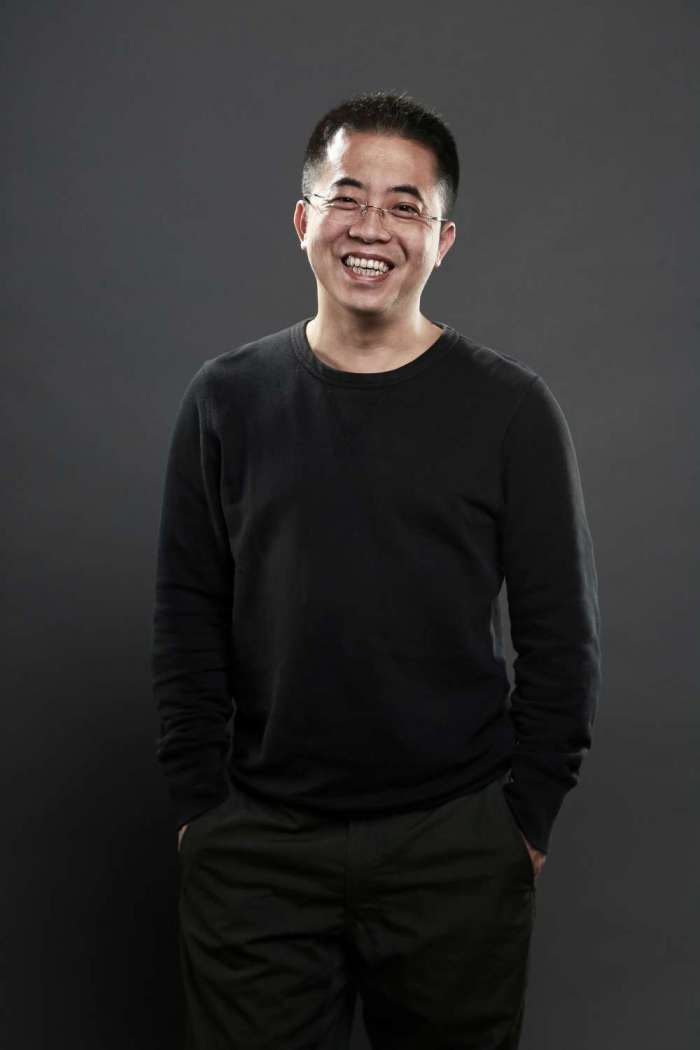 回归后首度发声,黎万强将拓荒小米影业!