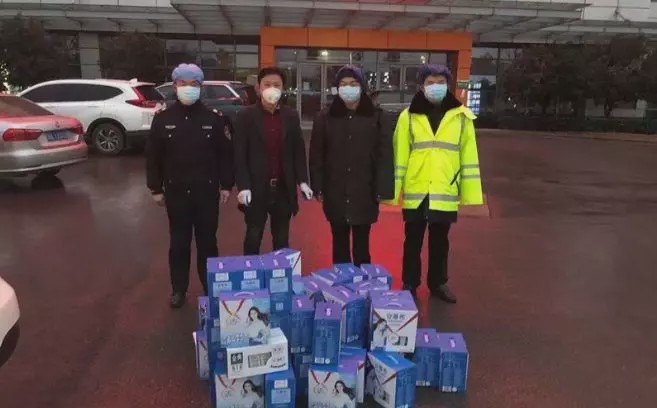 因为有你，所以英雄！ 