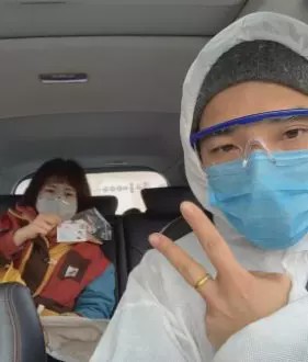 因为有你，所以英雄！ 